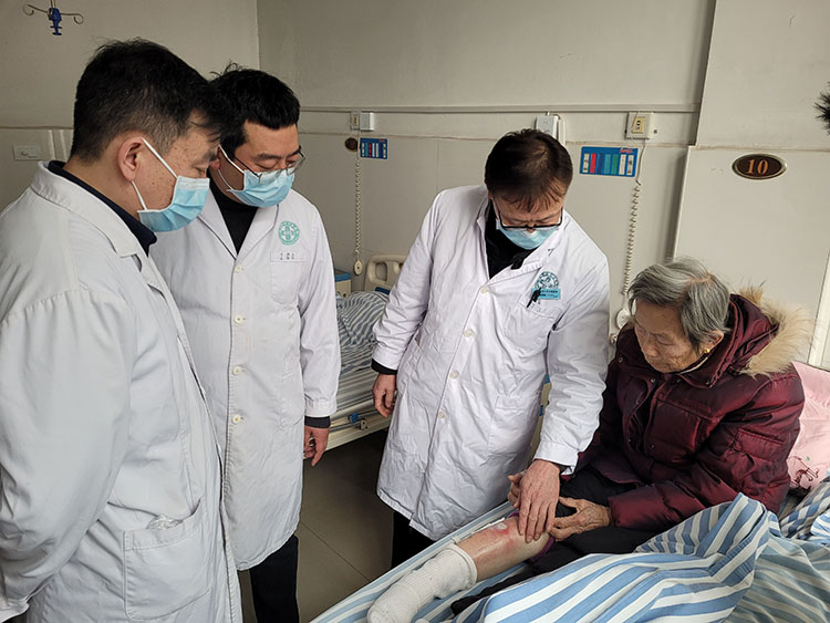 首页-BB贝博艾弗森公司官网