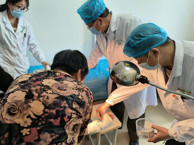 首页-BB贝博艾弗森公司官网