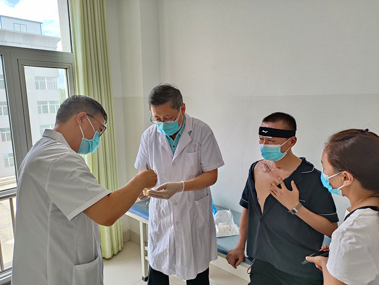 首页-BB贝博艾弗森公司官网