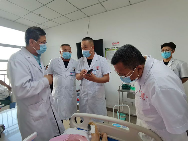 首页-BB贝博艾弗森公司官网