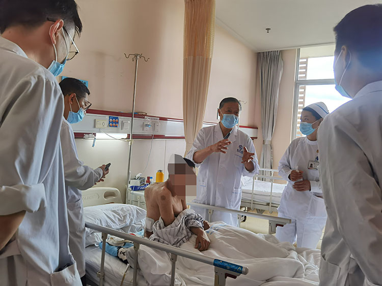 首页-BB贝博艾弗森公司官网