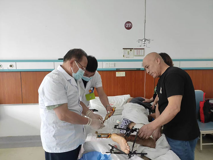 首页-BB贝博艾弗森公司官网