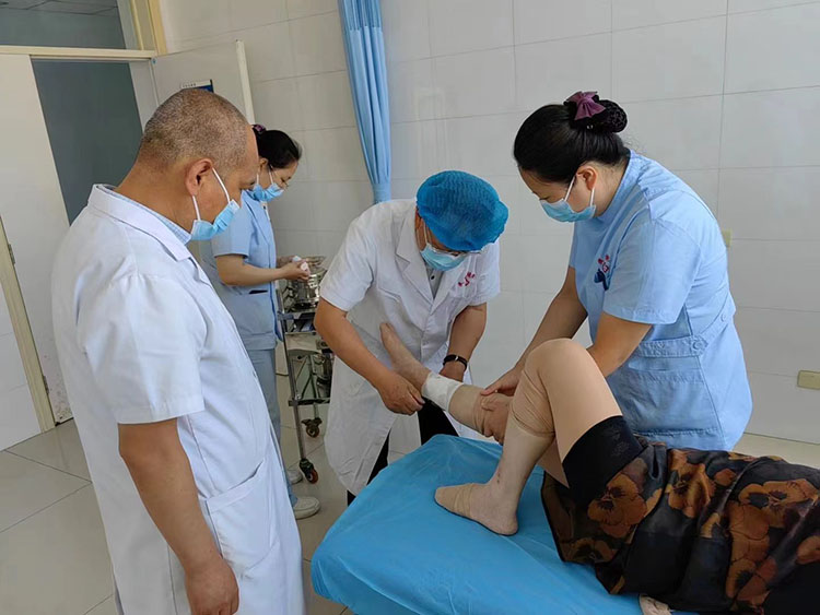 首页-BB贝博艾弗森公司官网