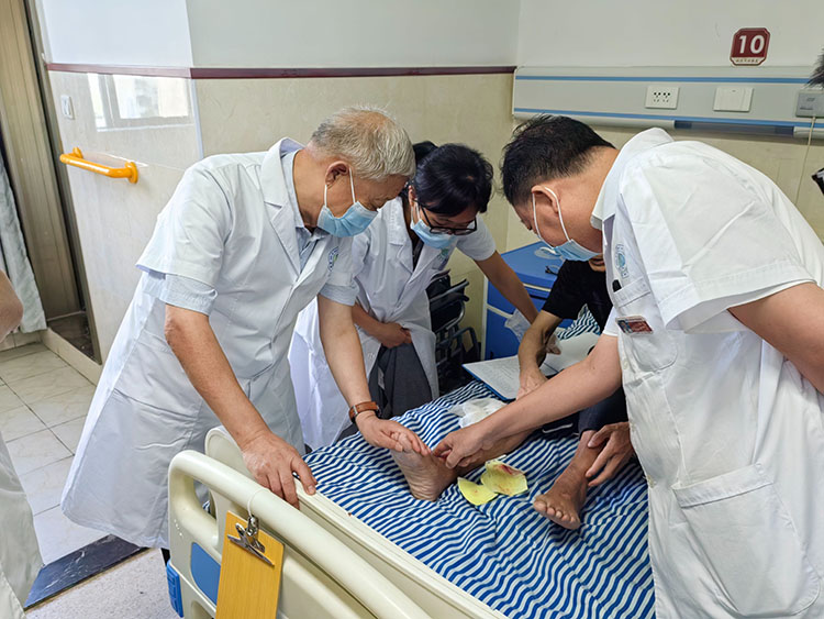 首页-BB贝博艾弗森公司官网