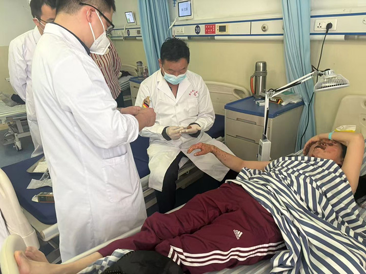 首页-BB贝博艾弗森公司官网