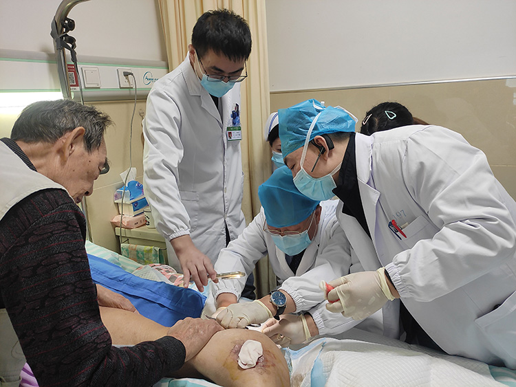 首页-BB贝博艾弗森公司官网