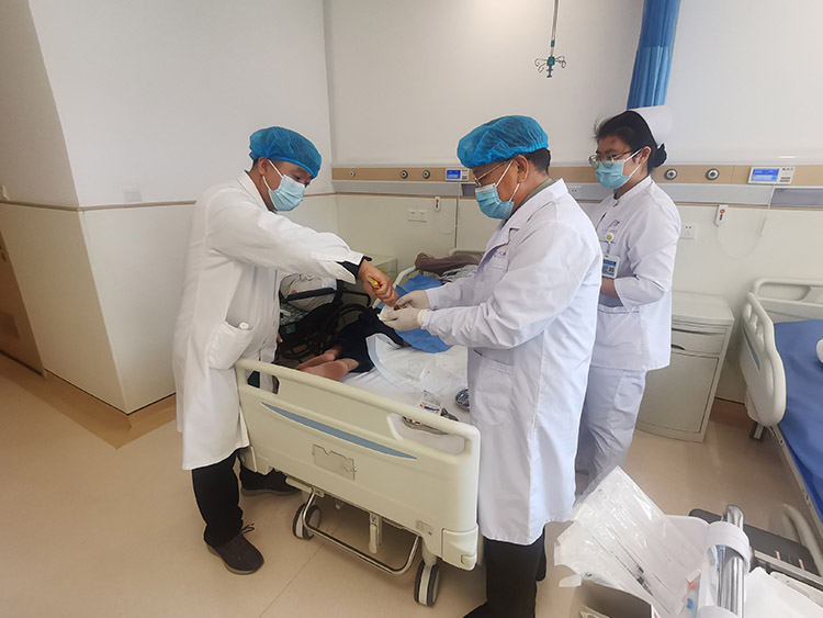 首页-BB贝博艾弗森公司官网