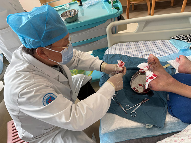 首页-BB贝博艾弗森公司官网