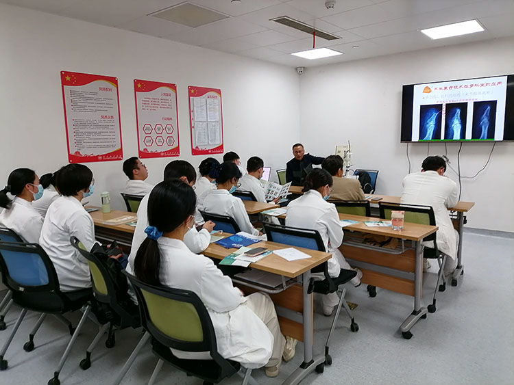 首页-BB贝博艾弗森公司官网