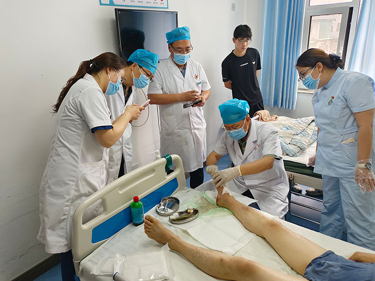 首页-BB贝博艾弗森公司官网