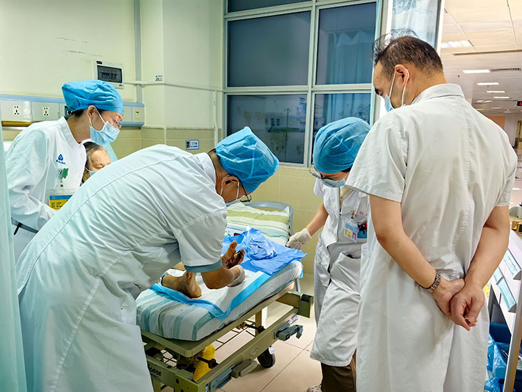 首页-BB贝博艾弗森公司官网