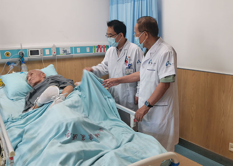 首页-BB贝博艾弗森公司官网