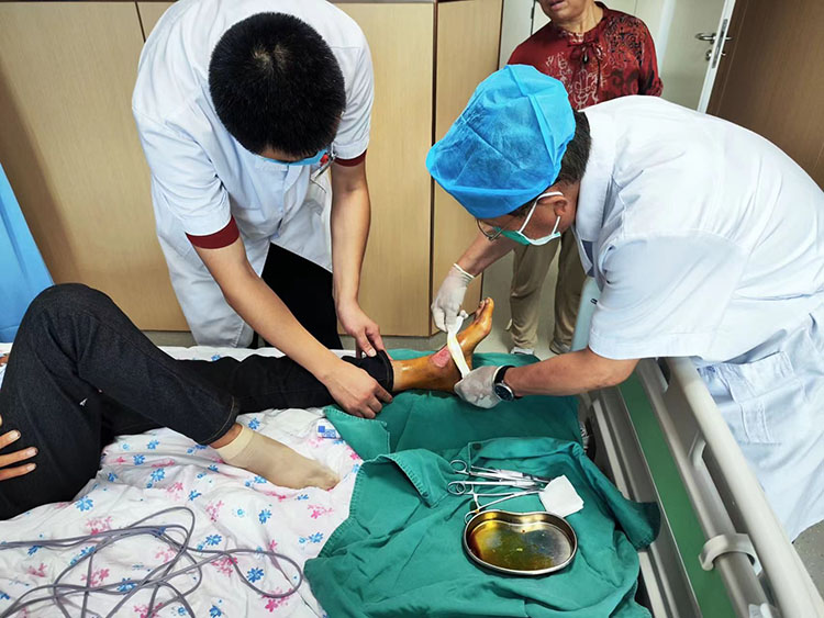 首页-BB贝博艾弗森公司官网