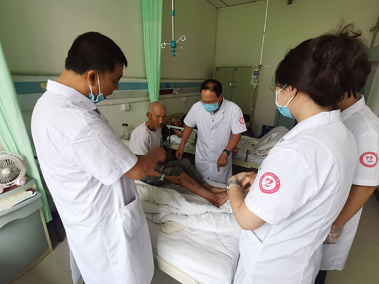 首页-BB贝博艾弗森公司官网